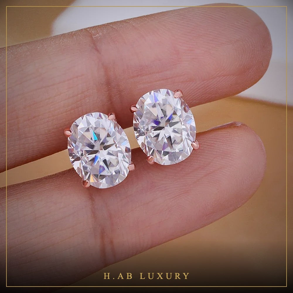 Oval Moissanite Stud Earrings – 925 Sterling Silver