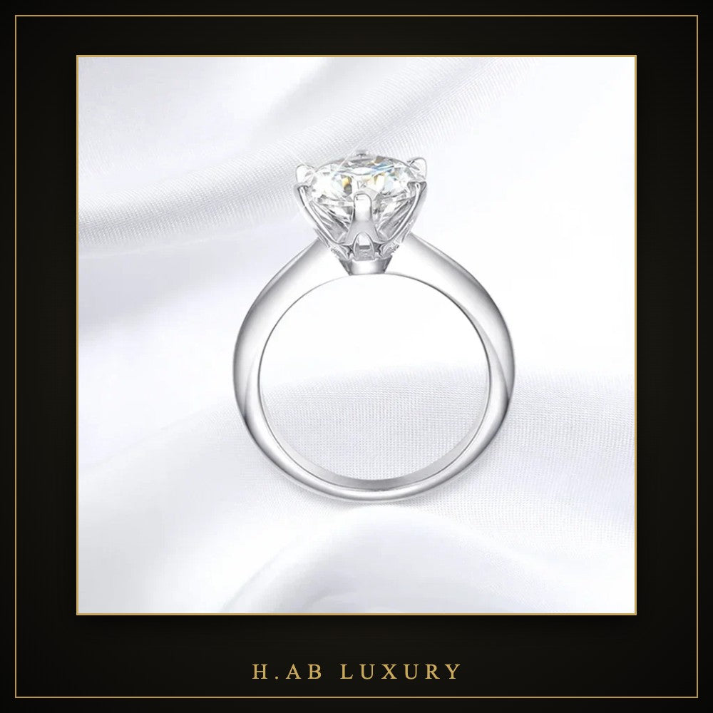 Moissanite Solitaire Ring – 925 Sterling Silver